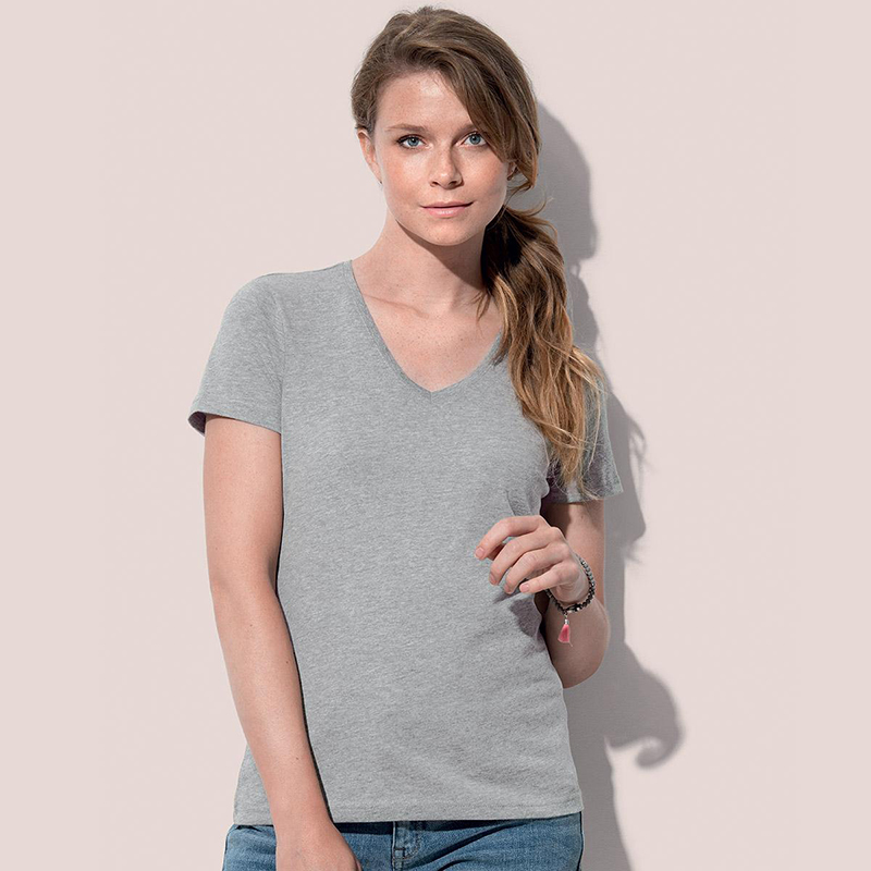 T-shirt ampio scollo a V